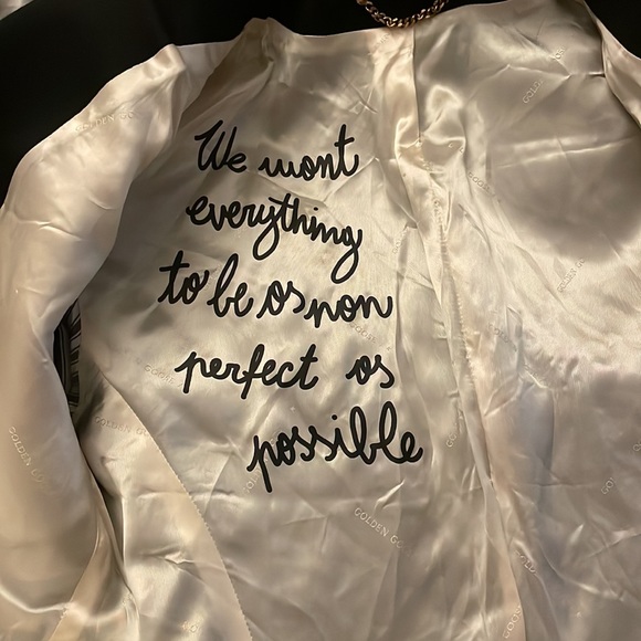 66% polyester, 34% virgin wool - Picture 5 of 7